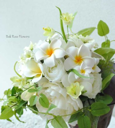 プルメリアブーケ・冠 プルメリアブーケ・冠 - メルカリ