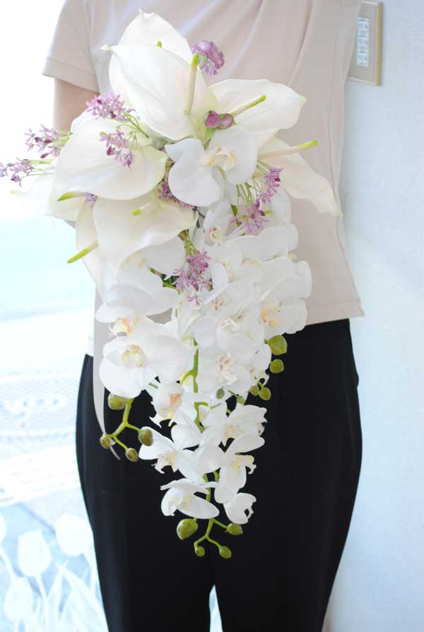 ウエディングブーケ 胡蝶蘭 アンスリウム 気まずい カラー  