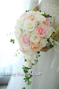 p2025 キャスケードブーケ・プリザーブドフラワー