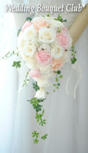 p025 バラのキャスケードブーケ:プリザーブドフラワー プリザのキャスケードブーケ